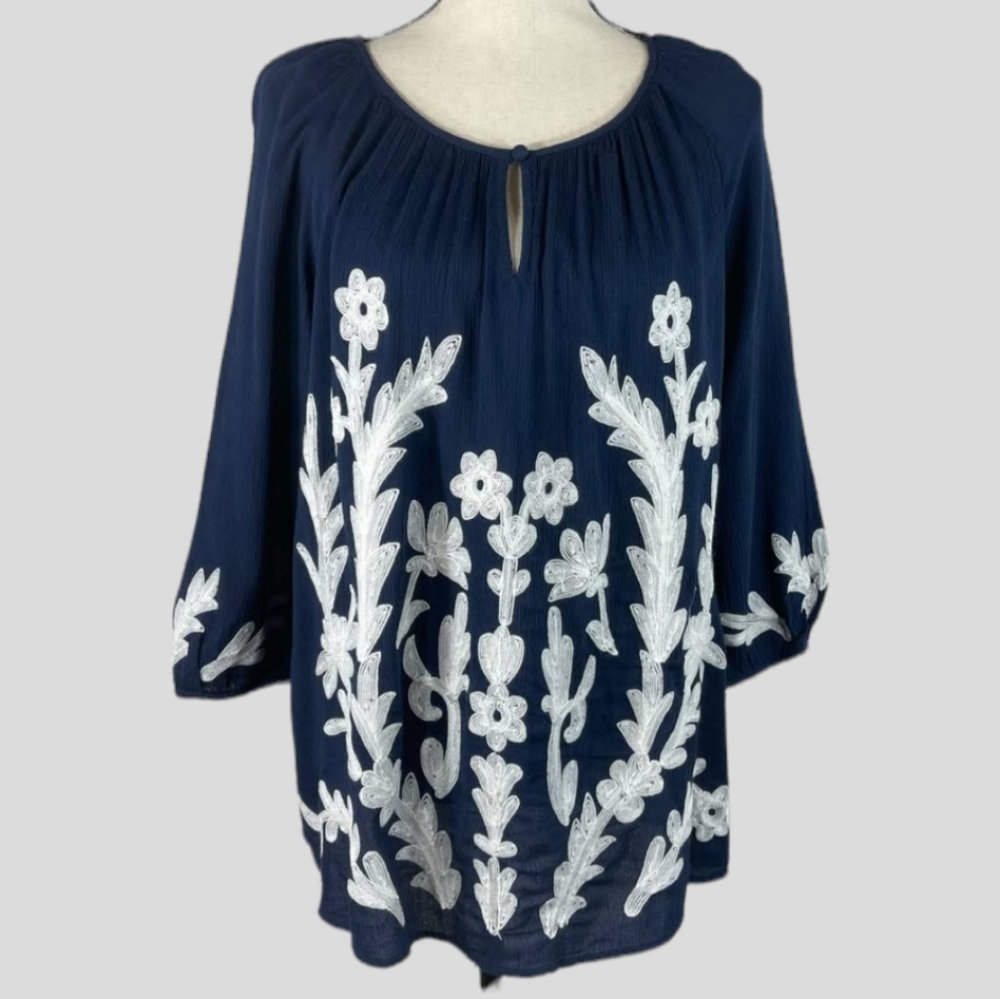 Charter Club Navy/White Blouse Embroidered flowers